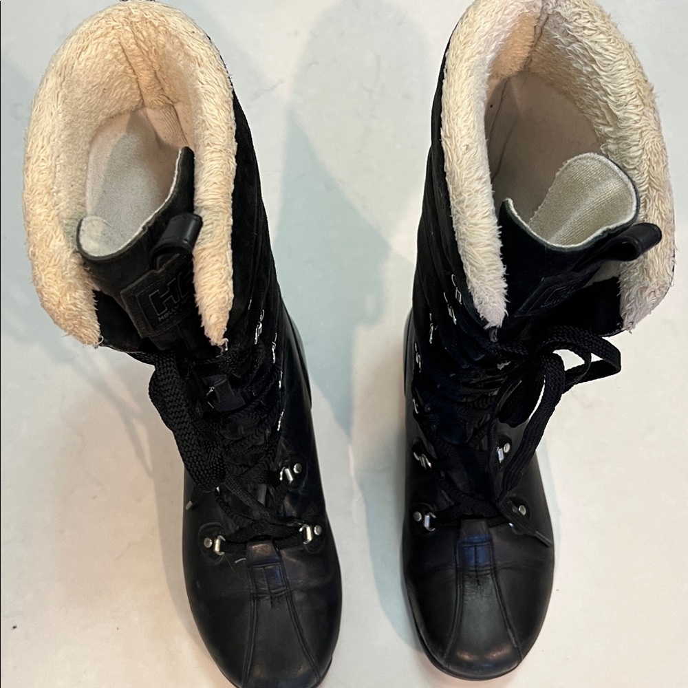 Helly Hansen suede and leather lace up boots